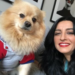 Meet your Posher, Dena